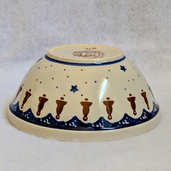 Polish Pottery Medium Bowl with Snowman Design - Picture 5 of 6